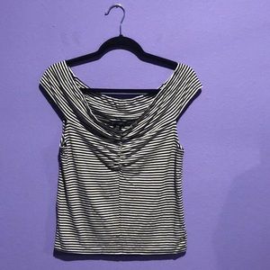 NWOT Hot Topic fitted top